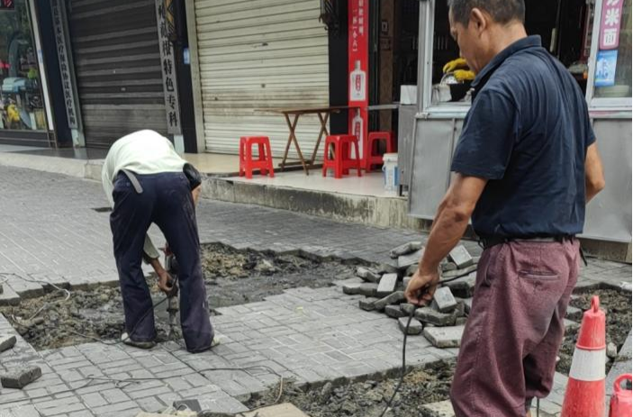 桃源县住建局：市政维护解民忧，居民出行更放心