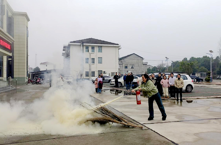 夷望溪镇中心卫生院：筑牢安全防线  共筑平安家园