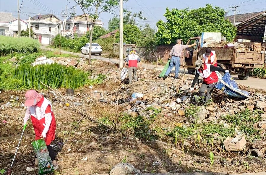 木塘垸镇：重拳整治垃圾坑 乡村颜值再提升