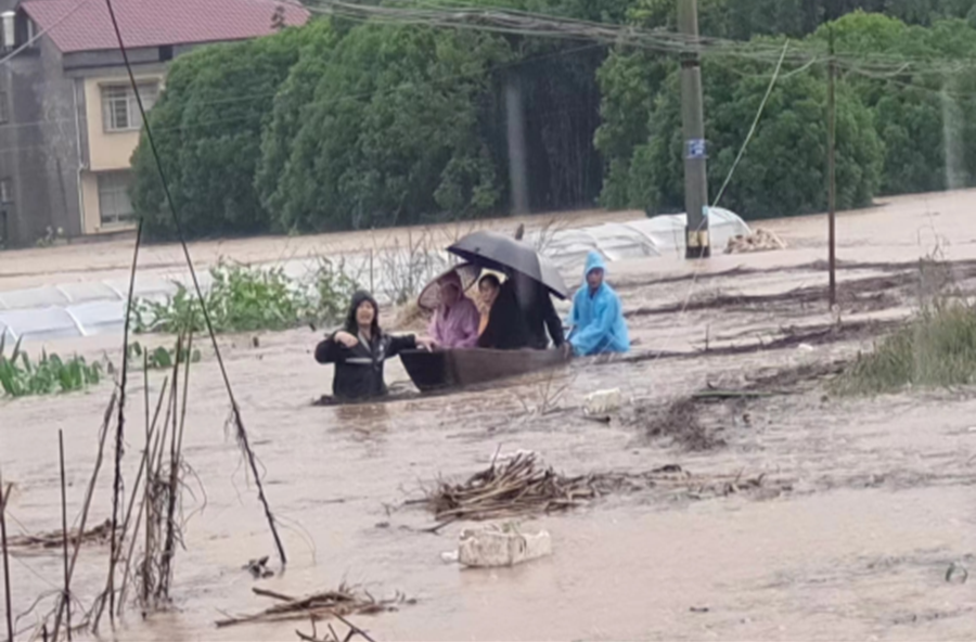观音寺镇：坚守防汛一线 践行初心使命 ——基层党员干部救灾纪实
