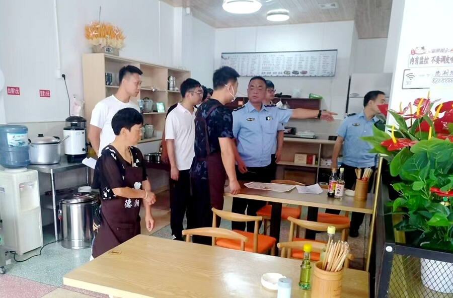 茶庵铺镇：“入户安检”筑牢燃气安全防火墙