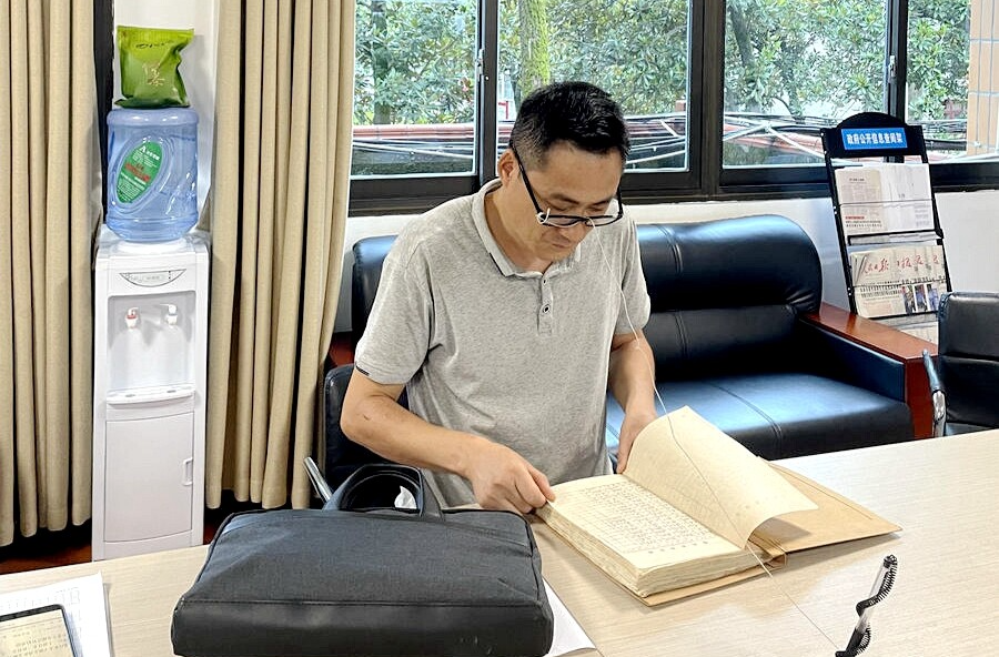 桃源县档案馆：档案寻踪，为顺利“落户”接力