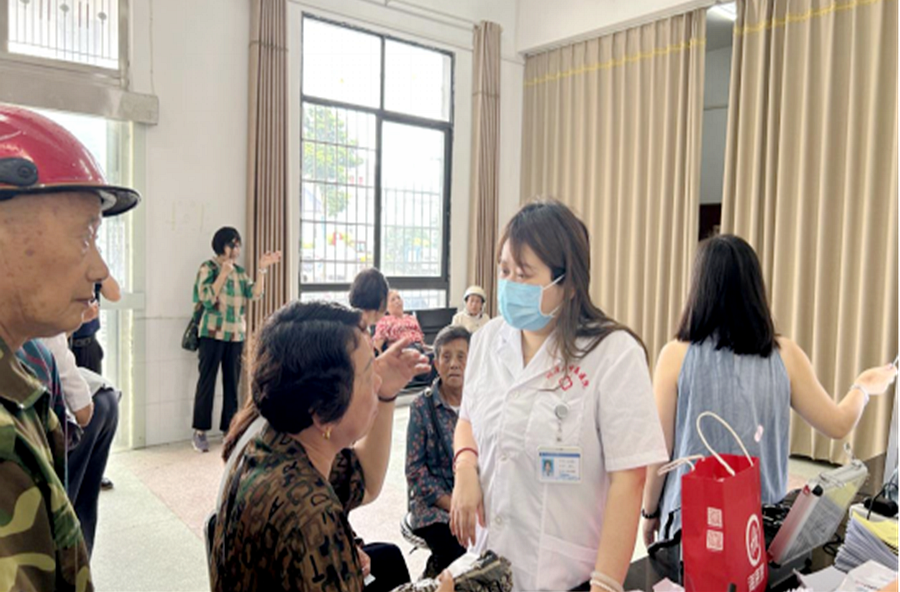 觀音寺鎮(zhèn)：愛心篩查解眼疾之憂 溫情義診筑光明之路