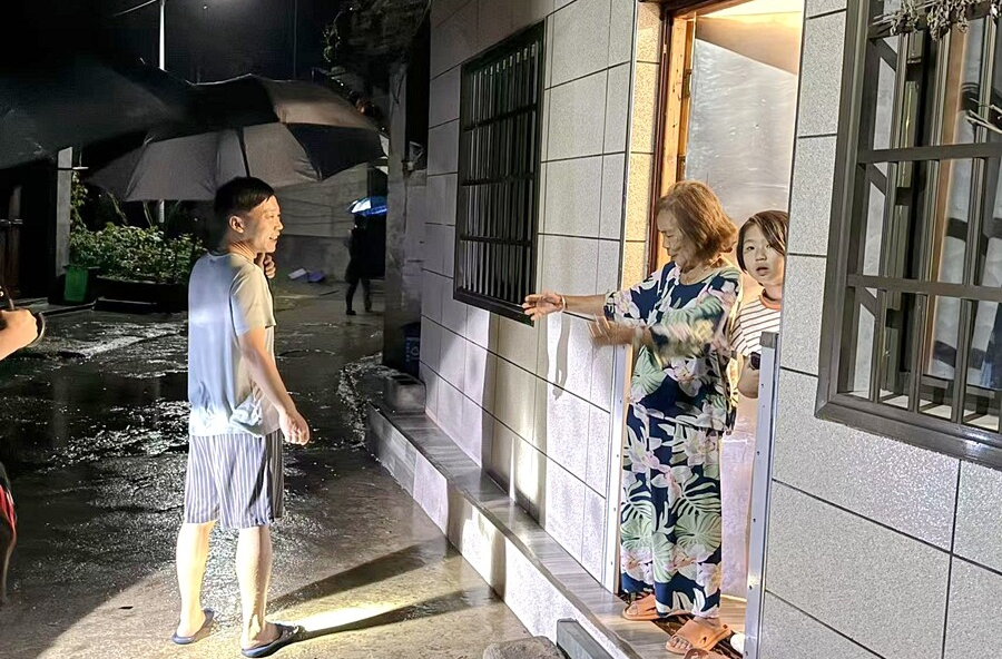 西安镇闻“汛”而动  全力应对突发强降雨