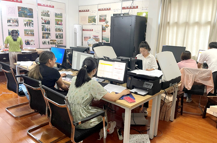 数字赋能 民生优先——桃源县档案馆扎实推进档案数字化工作