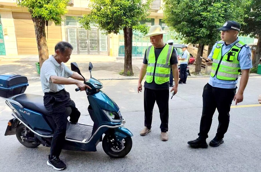 漆河镇：整治电摩违法行为，守护道路交通安全