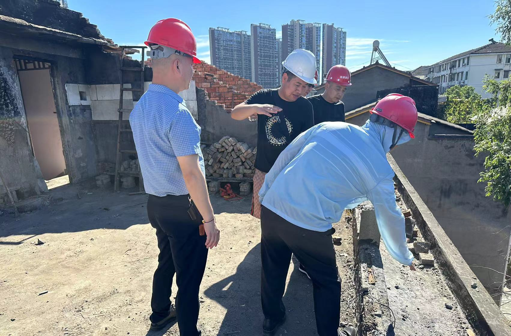 桃源县住保中心：老旧小区改造战高温保安全 民生工程稳步推进