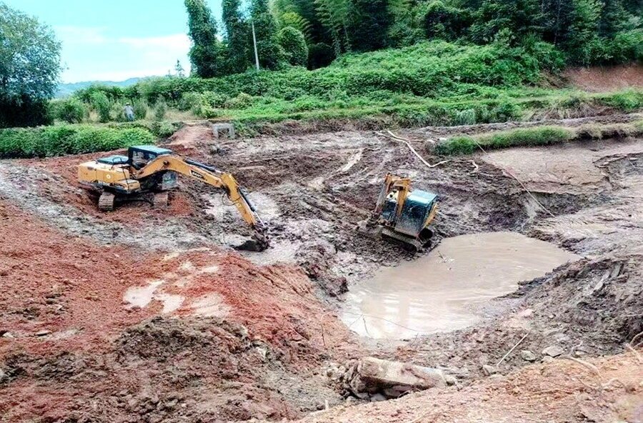 夷望溪镇：重架溪桥通坦途，便民通行解难题