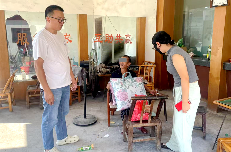 木塘垸鎮(zhèn)：酷暑中的溫情防線