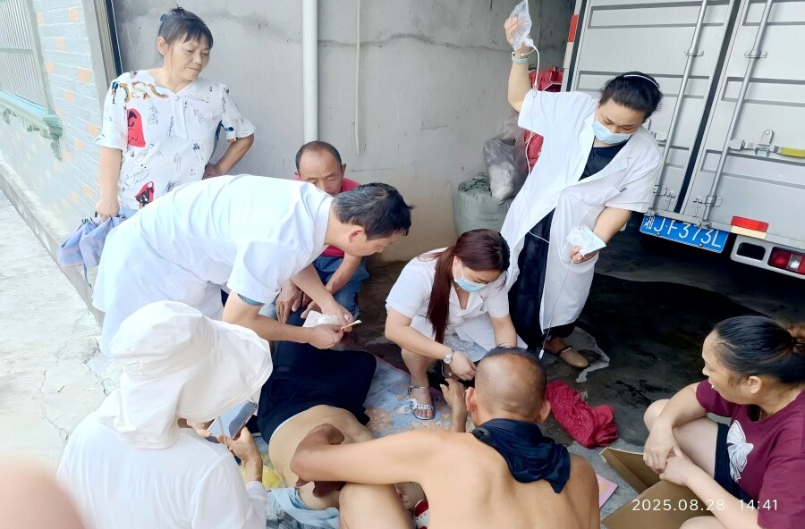 楊溪橋鎮(zhèn)衛(wèi)生院：瞬時應呼出診，快速建立生命通道