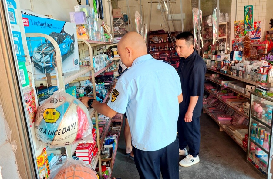 沙坪镇：净化文化环境，守护学子安全