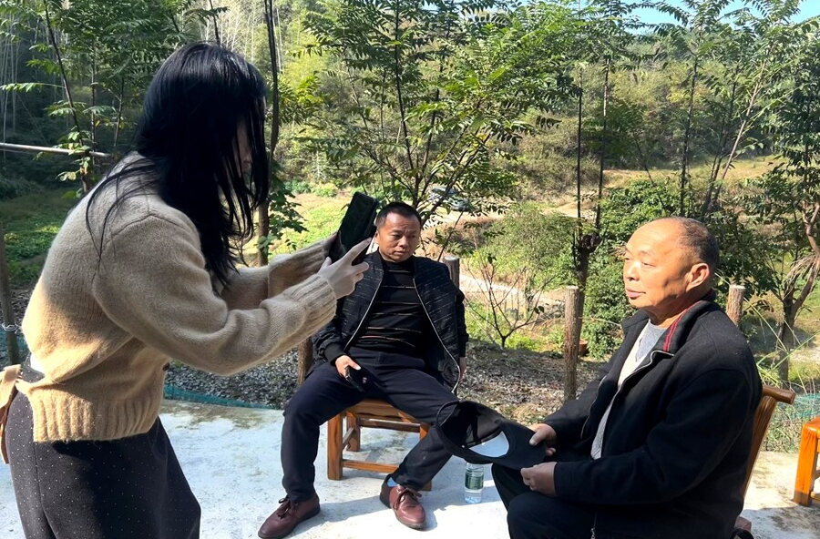 热市镇：上门认证暖人心，尊崇服务“零跑腿”