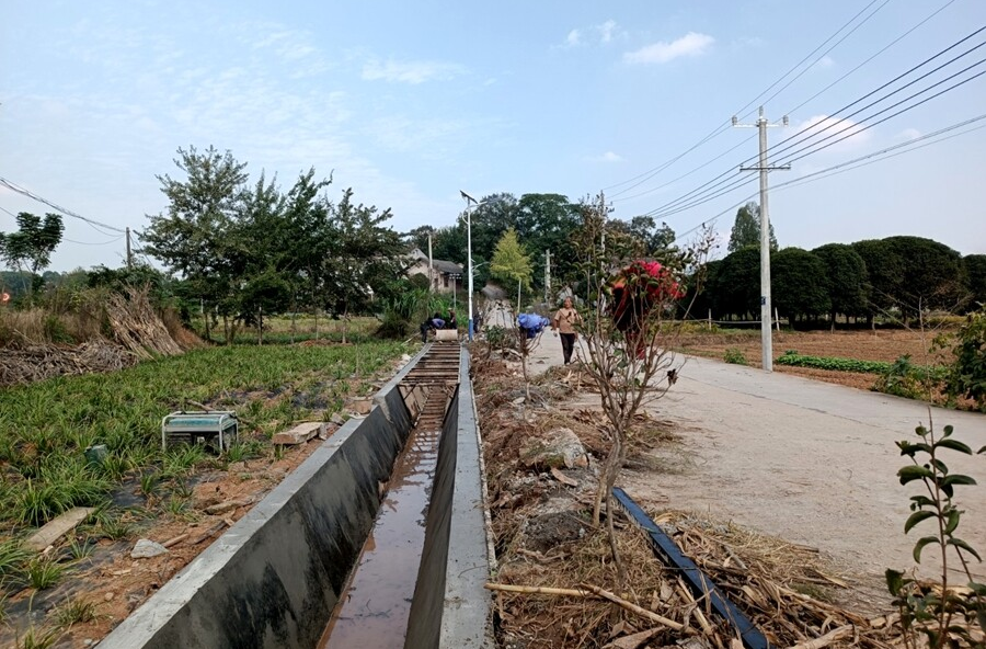 旧渠焕新颜 民心暖田间——黄石镇金洪社区灌渠整修工程破解群众灌溉难题