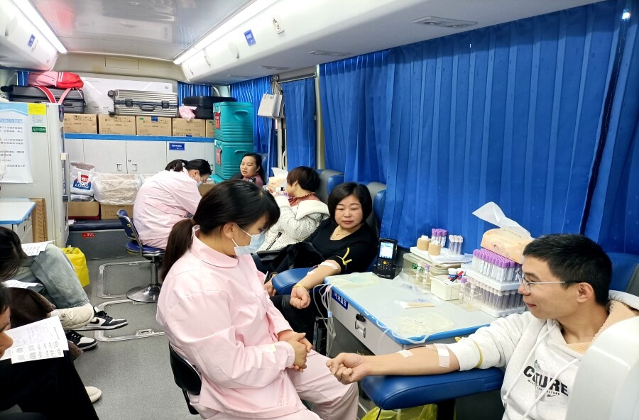 理公港镇：无偿献血 传递爱心