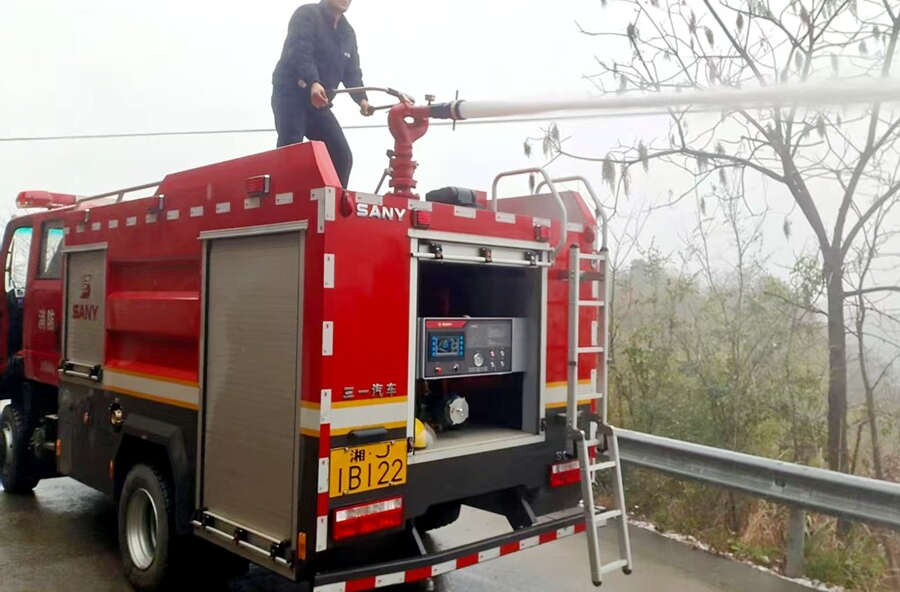 龙潭镇：迅速反应化险情   部门联动筑平安