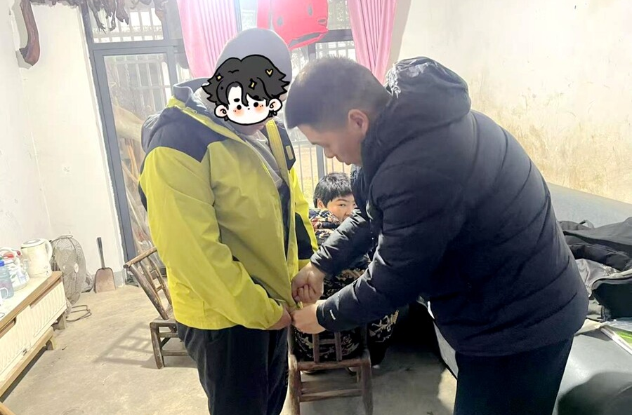 沙坪镇：寒冬送衣+精准探访，筑牢困境儿童温暖防线