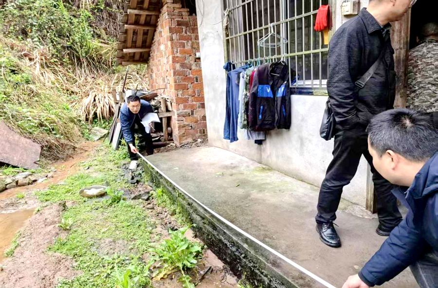 观音寺镇：入户核查精准施策 居家改造 暖心惠民