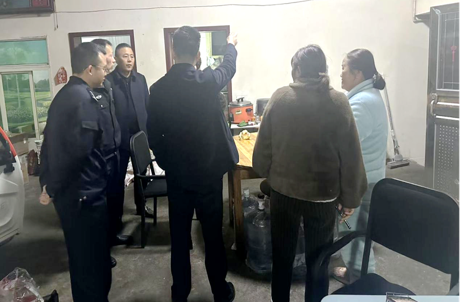 架桥镇：夜间巡查不放松  专项整治护平安