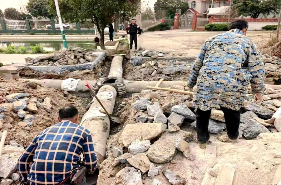 漆河镇：快速响应解民忧 修渠通路暖民心
