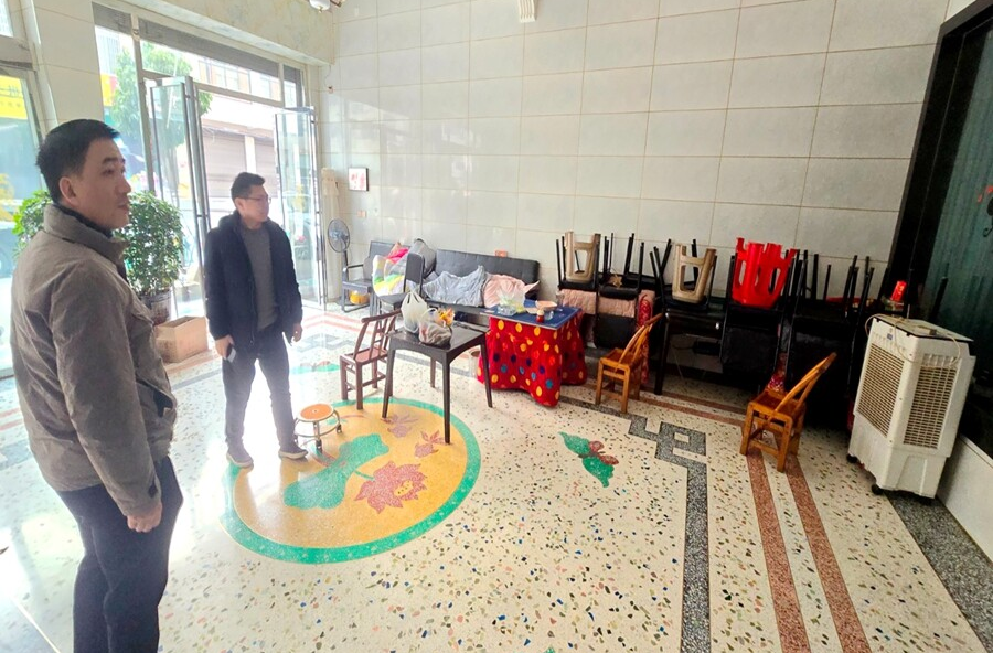 热市镇纵深推进营业性棋牌室专项整治