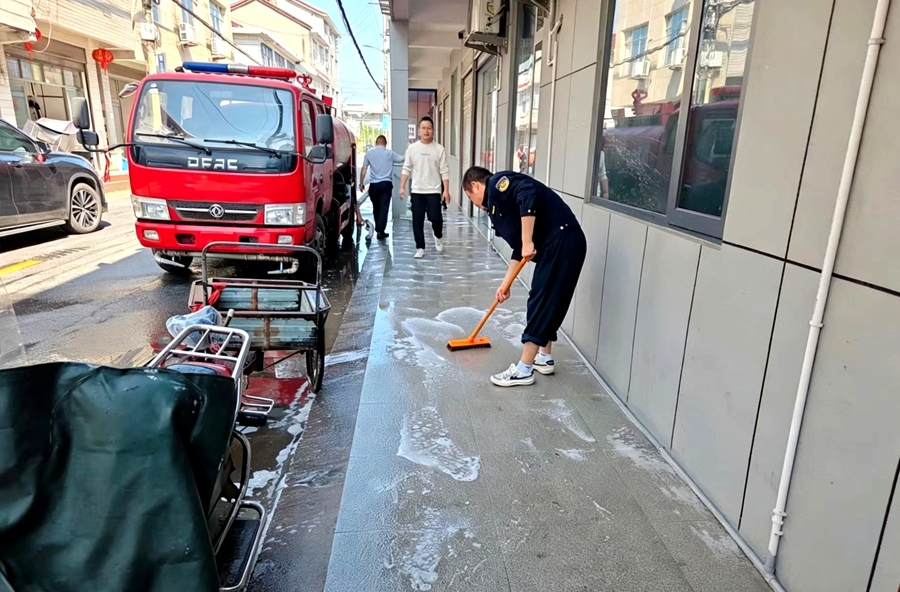 枫树乡：全域清洁家园 干干净净迎五一