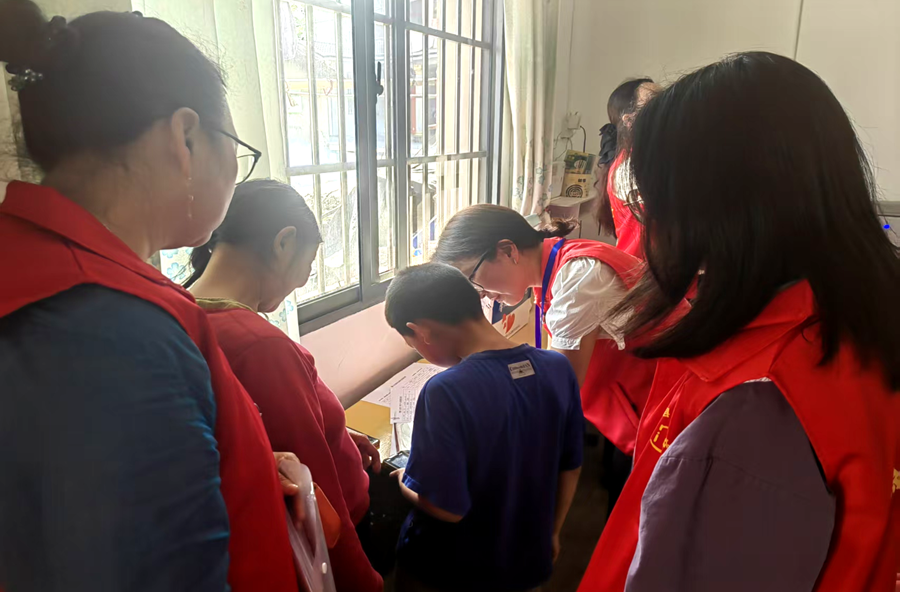 走访摸排暖人心 温情关爱护童行——青林乡做实做细困境儿童关爱服务