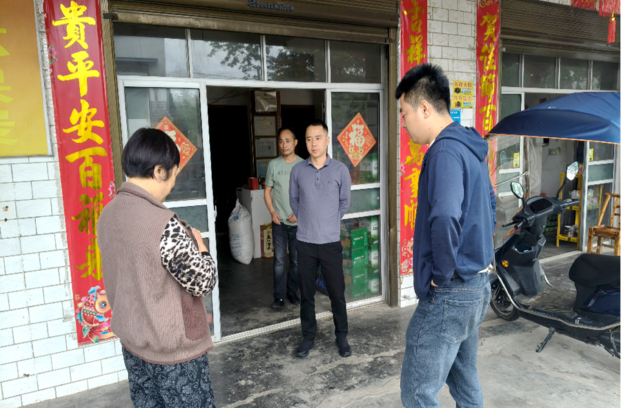 夷望溪镇：责任上墙  干部下沉  全域排查筑牢安全防线