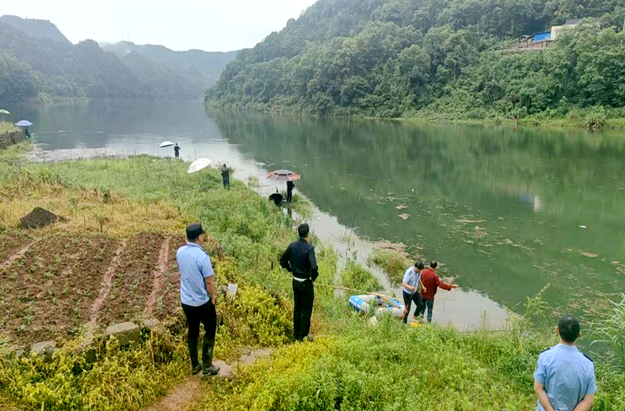 联合执法护水源！戈尔潭水库开展打击违规垂钓专项行动