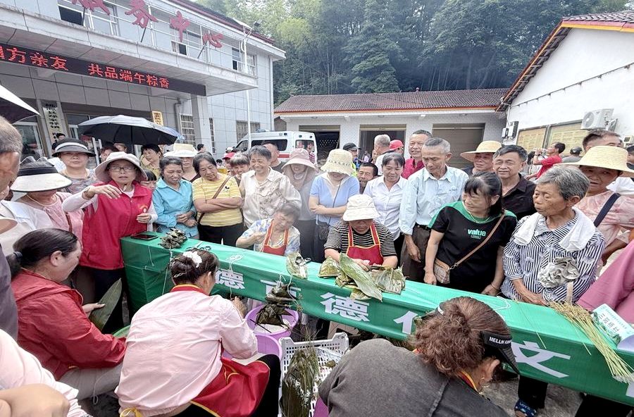郑家驿镇：粽香满古驿 楚韵闹端阳