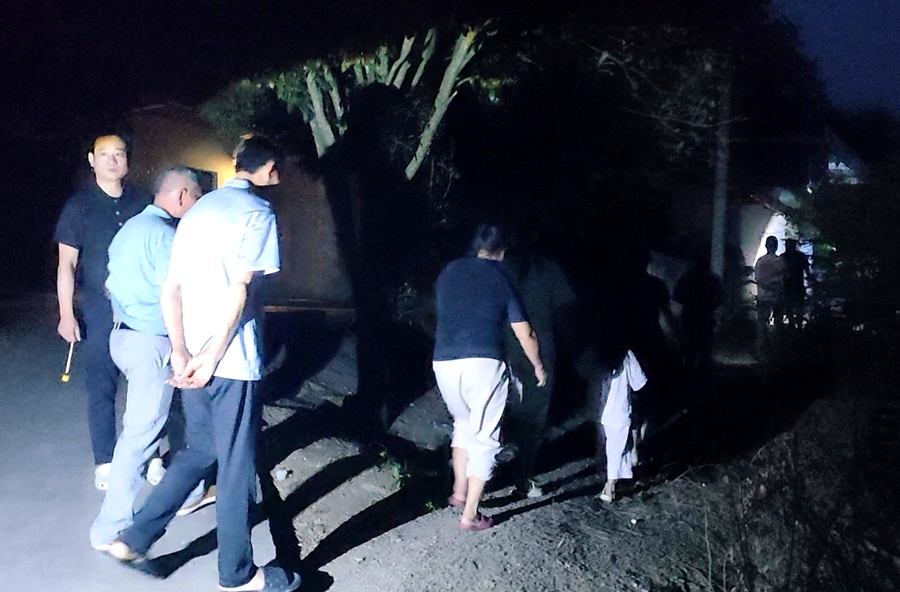 热市镇：当山洪警报在深夜响起