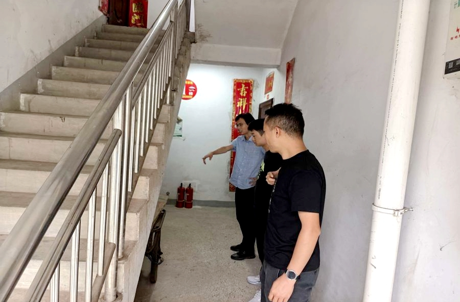 郑家驿镇：排查消防隐患 筑牢安居防线