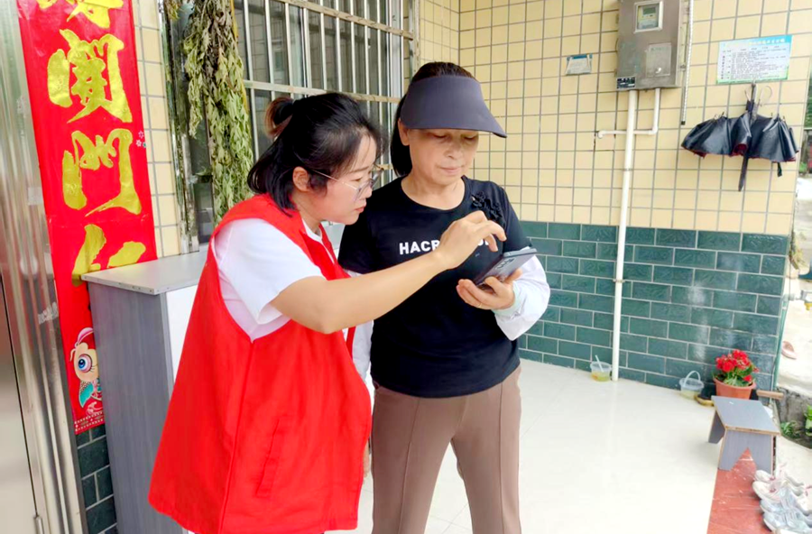陬市镇：送卡上门