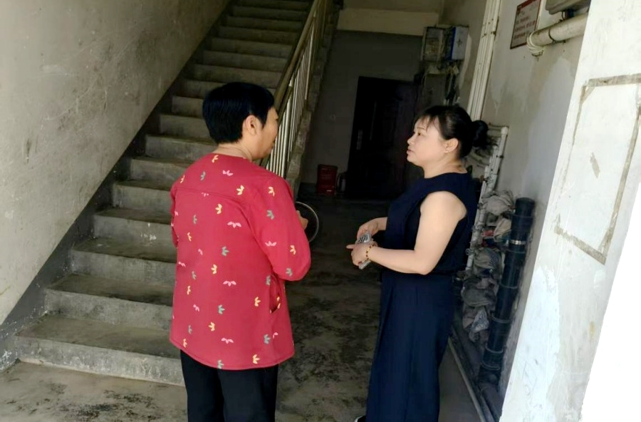 理公港镇：排查安置小区消防隐患 宣讲安全知识筑牢安居防线