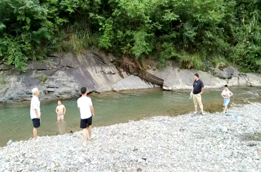 西安镇：紧盯重点水域 筑牢防溺水防线