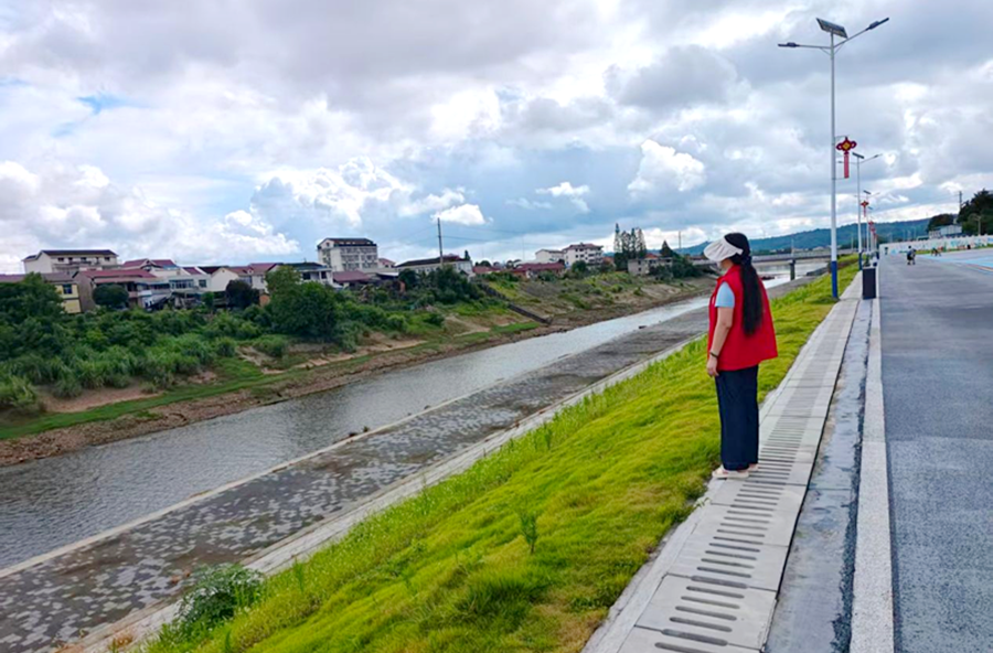 漳江街道：母子同心巡河岸 志愿值守筑防线