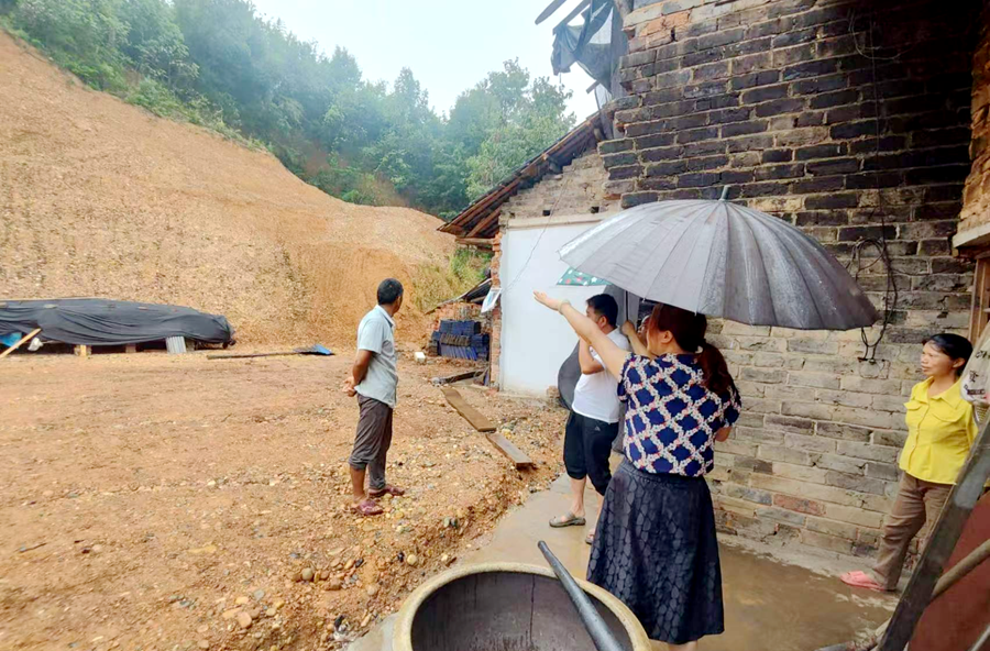架桥镇：靠前服务解民忧 规范选址助安居