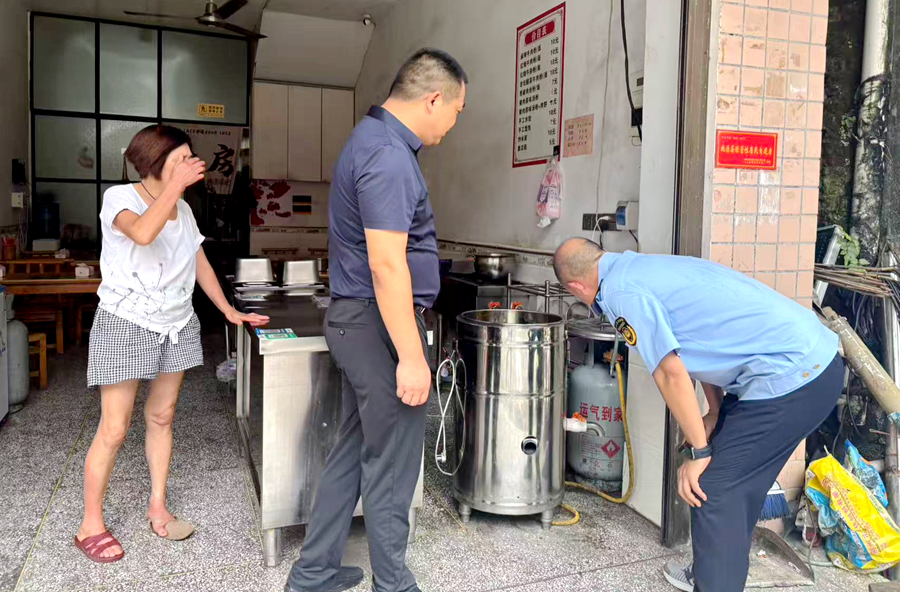 牛车河镇开展燃气消防安全专项排查整治行动