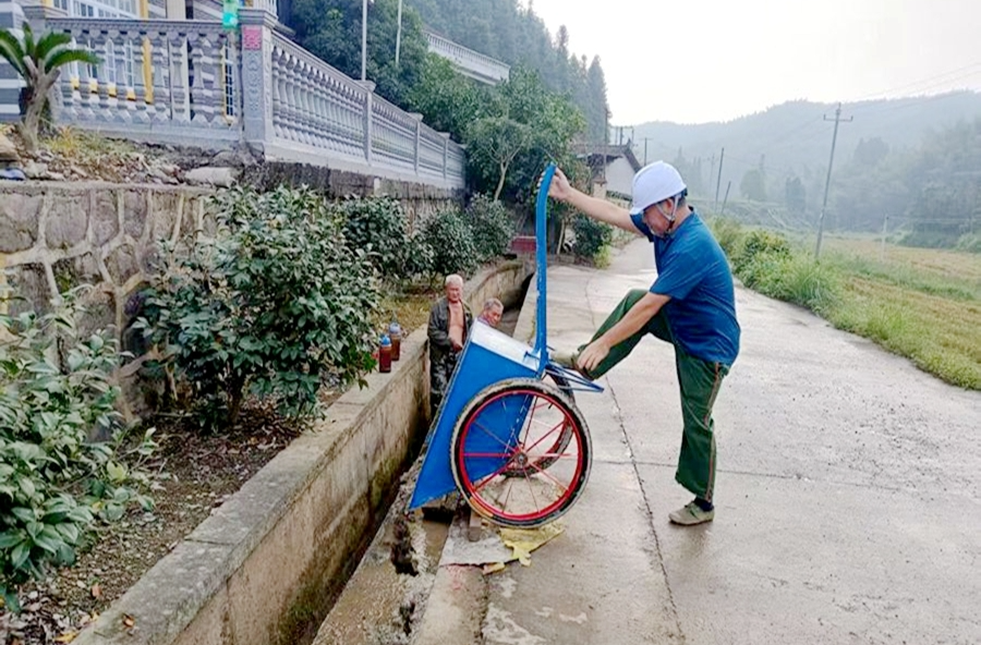 郑家驿镇：渠系焕新润农田 以工代赈惠民生