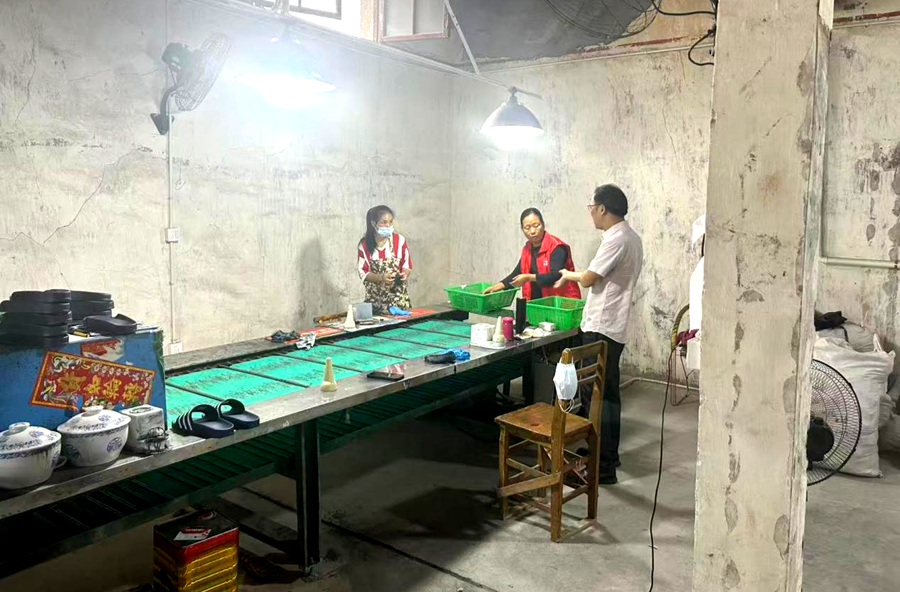 漆河镇：节前检查保安全 助企纾困促发展
